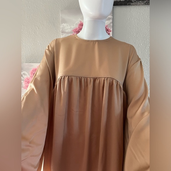 Ramadan Lantern Dress - Timeless Solid Modesty - Flowy Lantern Sleeves Maxi - Picture 9 of 10